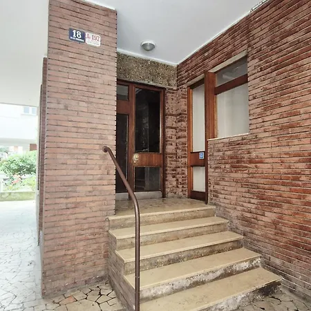 Moments - Casa Mika Apartment, View *